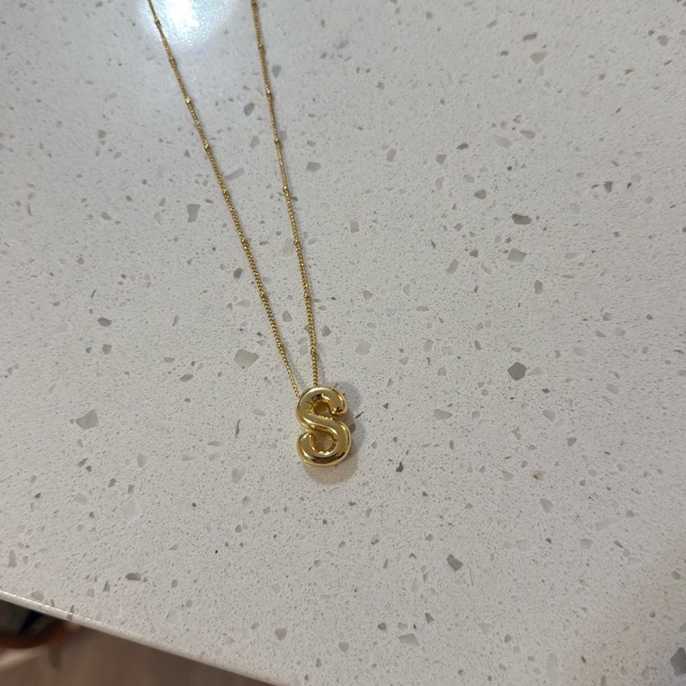 Gold Initial 'S' Pendant Necklace